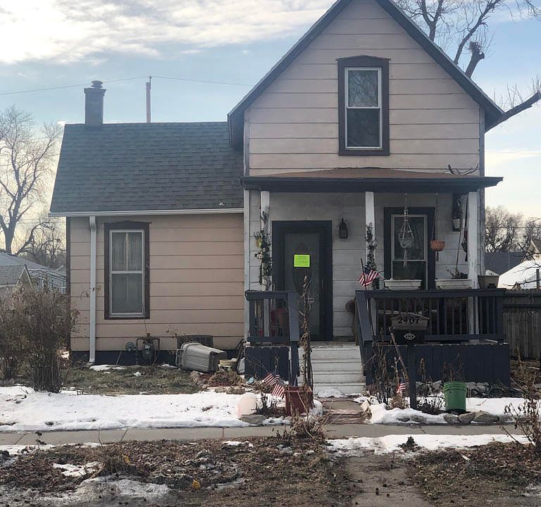 2nd image of 2407 2nd Ave