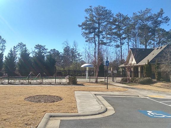 Club House & Pool
