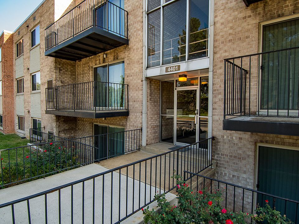 Clermont Apartments Building Exterior 40