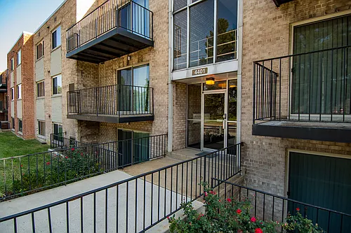 Clermont Apartments Photo 1