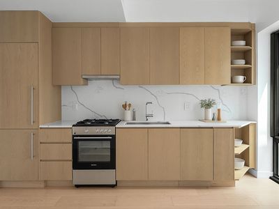 30-05 Vernon Blvd #3F, Astoria, NY, 11102