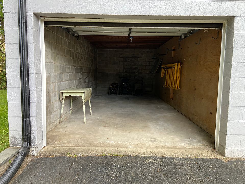 2nd image of 107 Owen Ave #G1