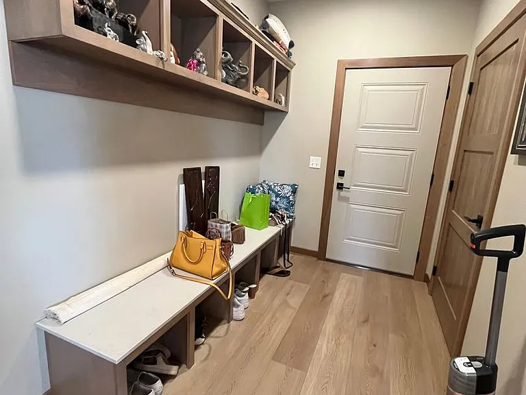 5548 W Colonial Ct — Photo 11