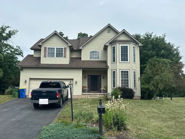 2164 Narnia Dr, York, PA 17404