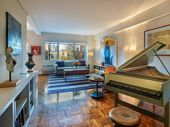 10 Plaza St E APT 4E, Brooklyn, NY 11238