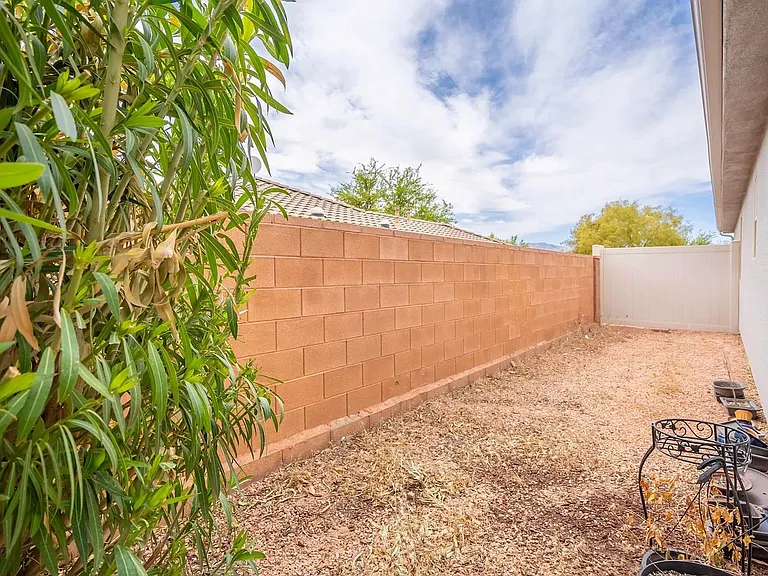 1640 N 2130 W — Photo 10