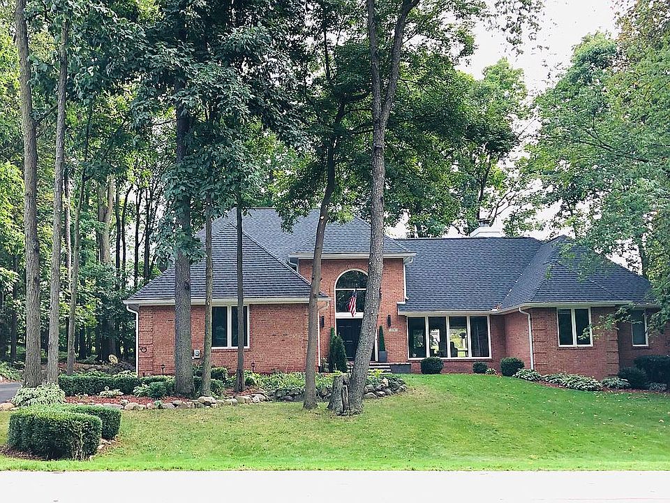 579 Glenmoore Dr
