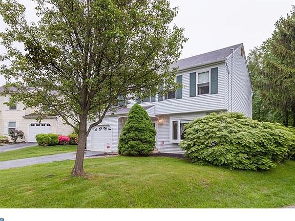 2nd image of 1307 Walker Dr
