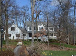 673 Woodburne Rd, Lewisberry, PA 17339