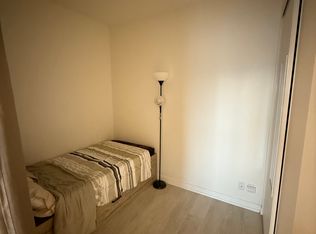 950 Portage Pkwy #3708, Vaughan, ON L4K 4Z4