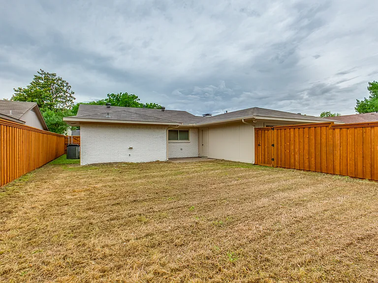 5014 Roundtable Ln — Photo 20