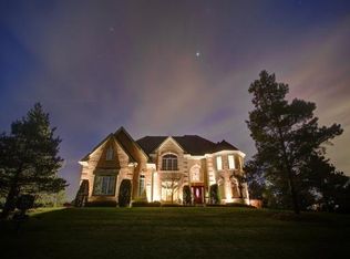 22249 W Vernon Ridge Dr, Mundelein, IL 60060