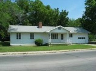 1828 Indiana St, Lawrence, KS 66044