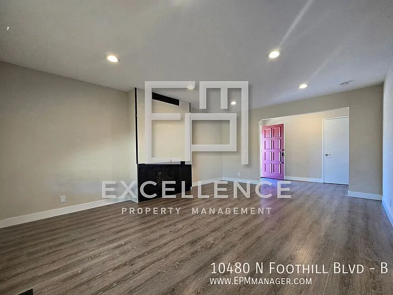 10480 N Foothill Blvd #B — Photo 4