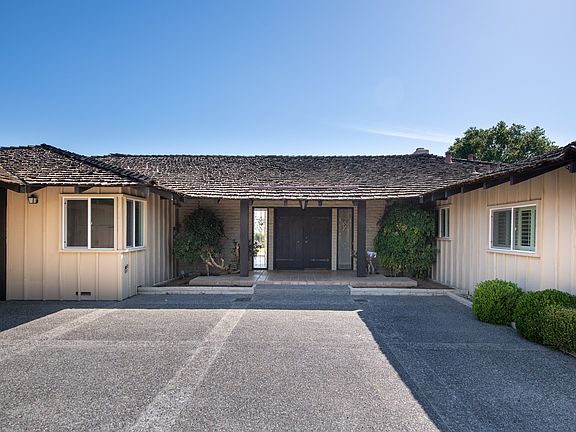 2nd image of 12741 Leander Dr