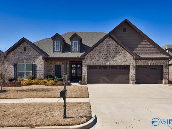 7604 Flint Crossing Cir, Owens Cross Roads, AL 35763