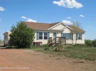 36 Log Cabin Rd, Wibaux, MT 59353