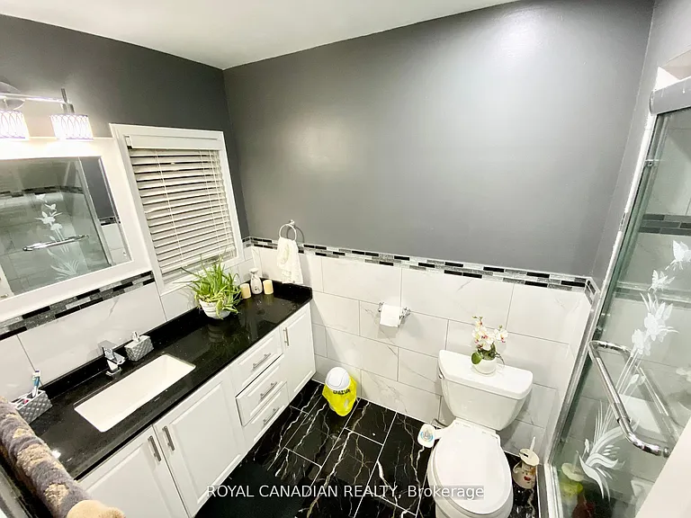 9 Clarion Cres #UPPER — Photo 14