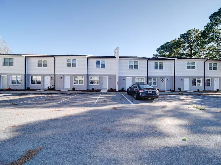 Arlington Village Townhomes — Photo 1