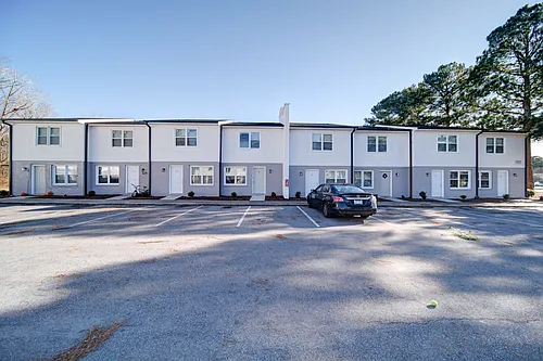 Arlington Village Townhomes Photo 1