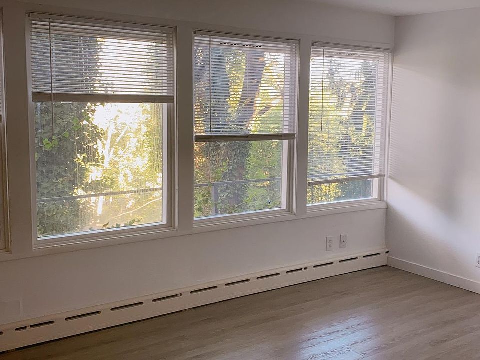 1st image of 22nd Ave NE #4746