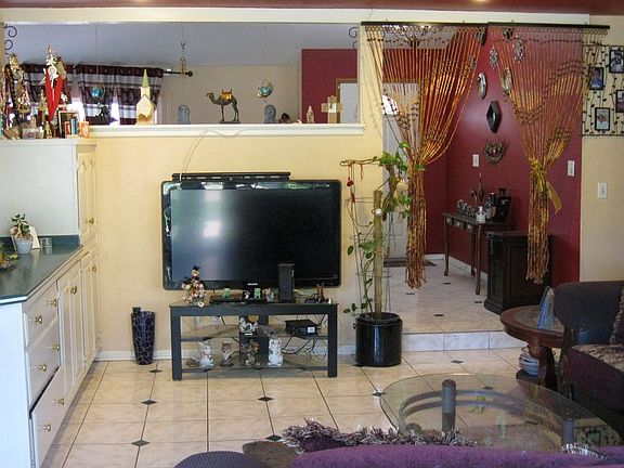 5th image of 3673 Citronella St