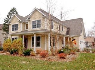 5702 Katrine Ave, Downers Grove, IL 60516