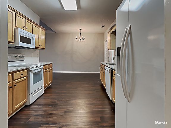 5th image of 208 Tocoa Cir