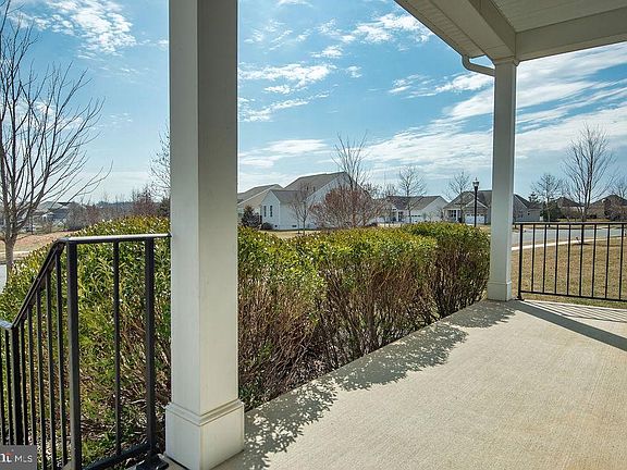 2nd image of 137 Silver Maple Rd