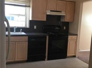 1550 209th St, Bayside, NY 11360