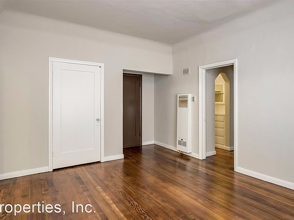 3rd image of 437 N Oakhurst Dr APT 204