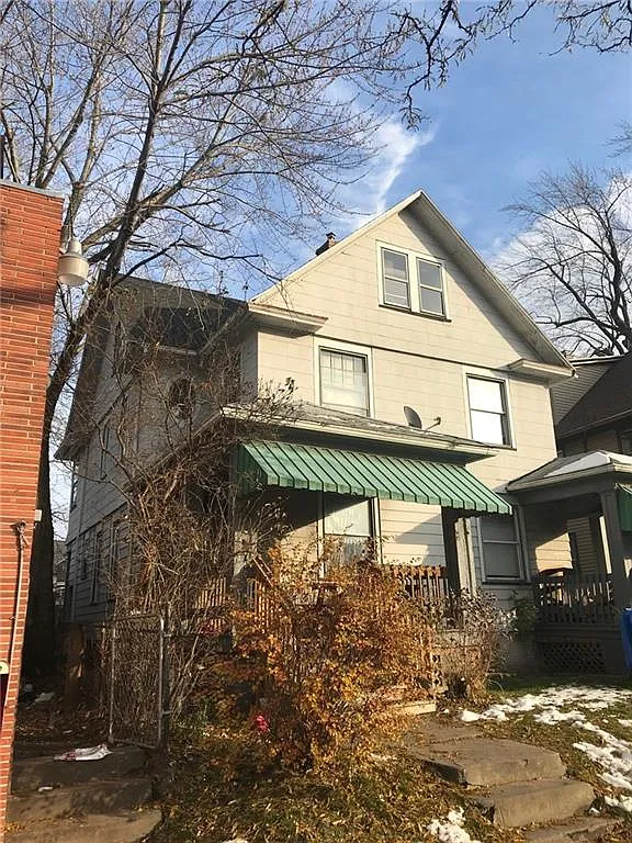 1158-1160 Dewey Ave photo 1