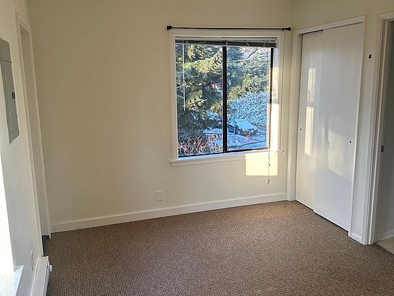 5th image of 2617 14th Ave W APT 3