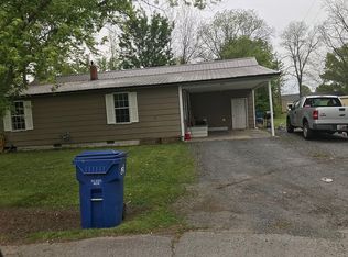 206 Lawrence St, Ward, AR 72176