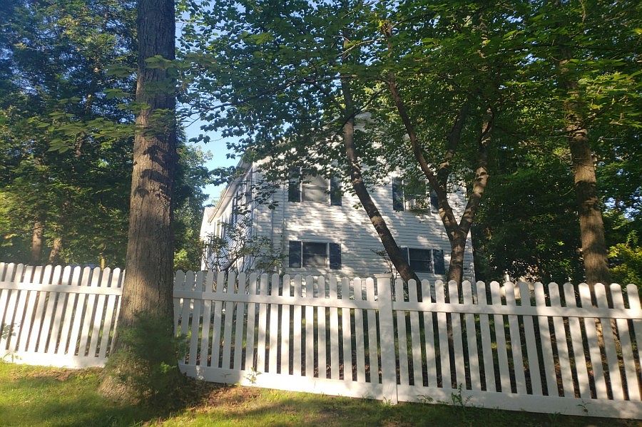 2nd image of 1 Manor Rd
