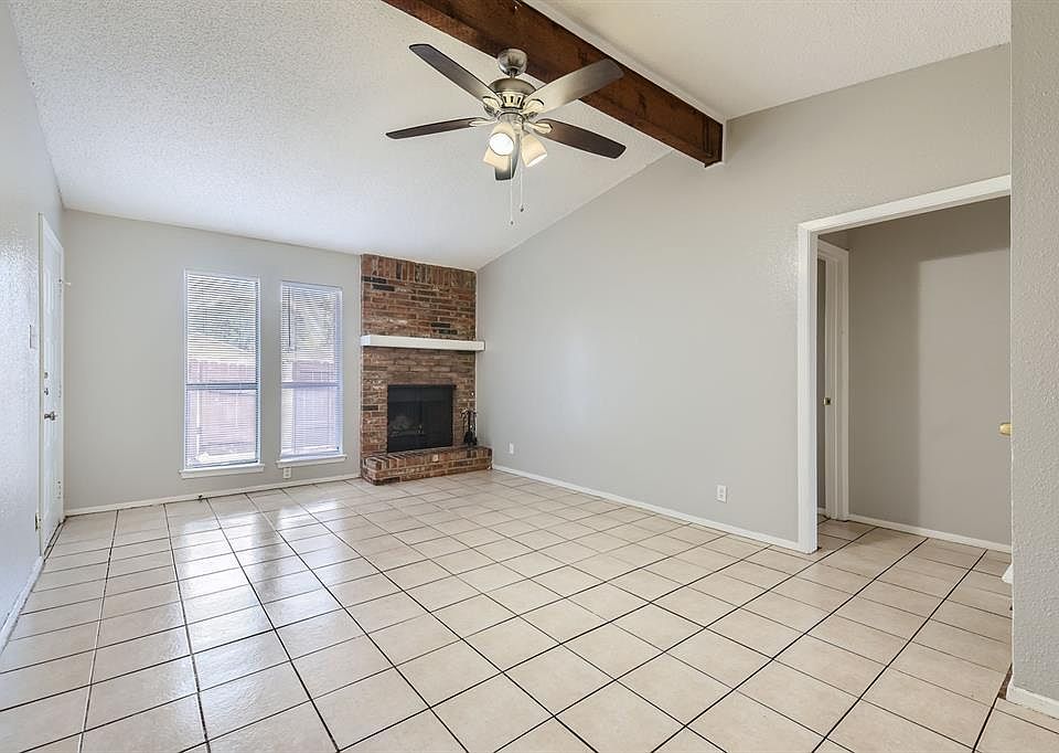 1st image of 1305 Westcott Dr #A