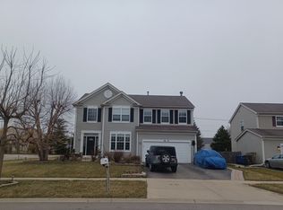 3001 Shenandoah Dr, Carpentersville, IL 60110