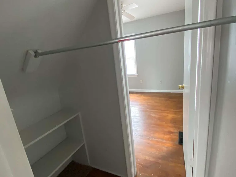 6798 Lozier Ave — Photo 14