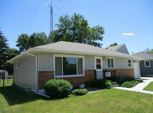 1829 N 8th St, Bismarck, ND 58501