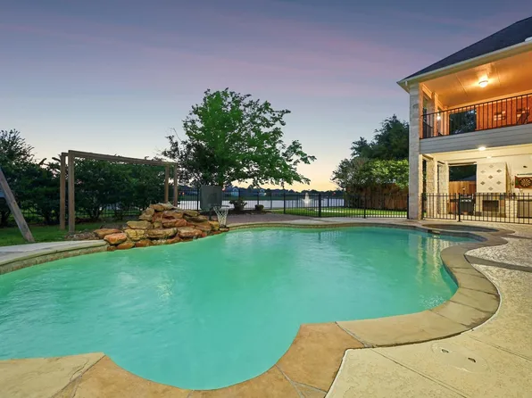 2903 Longhorn Cir, Manvel, TX 77578