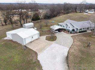 301 Corley St, Gore, OK 74435