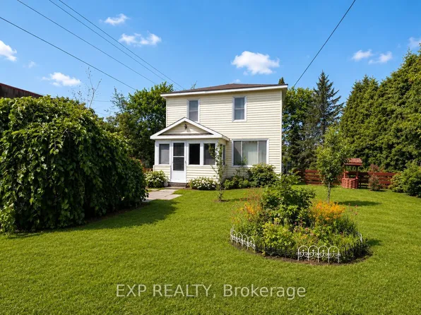 4166 County Road 34 Rd, South Glengarry, ON K0C 1L0