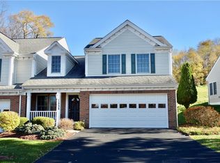 1438 Willowbrook Dr, Washington, PA 15301