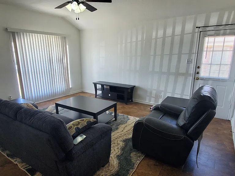 4600 Bowles Dr #2 — Photo 16