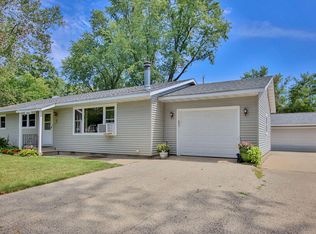 10453 269th Ave, Trevor, WI 53179