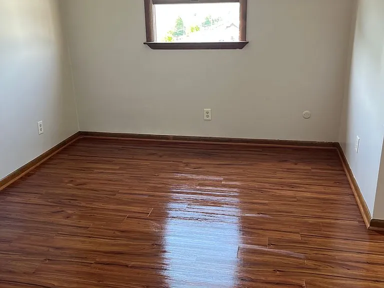 921 Russellton Rd — Photo 13