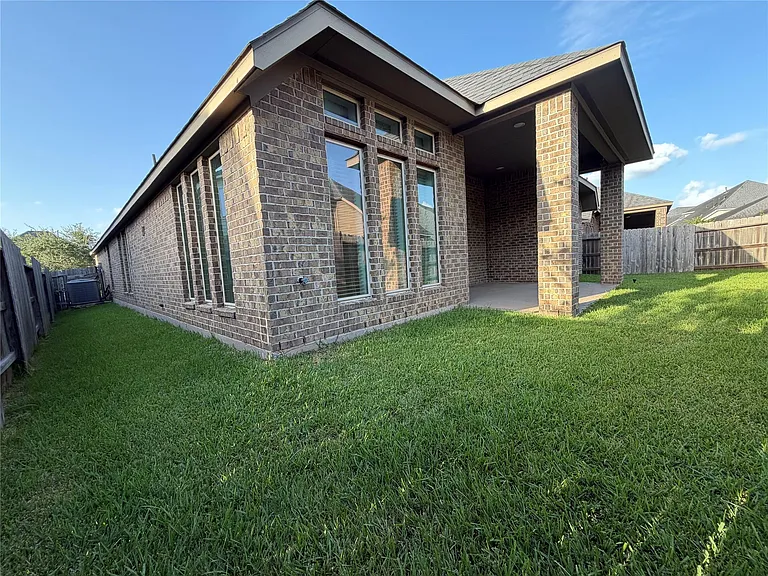 3319 Sky Run Ct — Photo 44