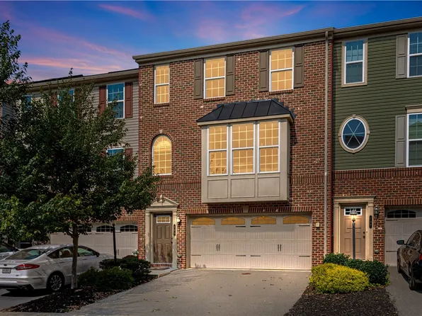 135 Mews Ln, Cranberry Township, PA 16066