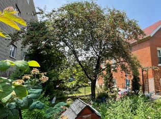 2037 W Huron St, Chicago, IL 60612