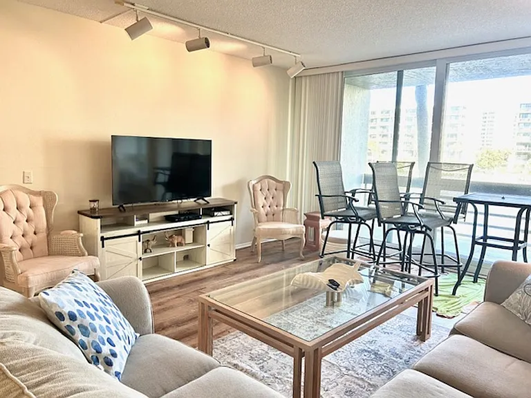 1095 Gulf Of Mexico Dr #104 — Photo 9